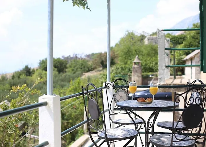 Holiday Home Aria
